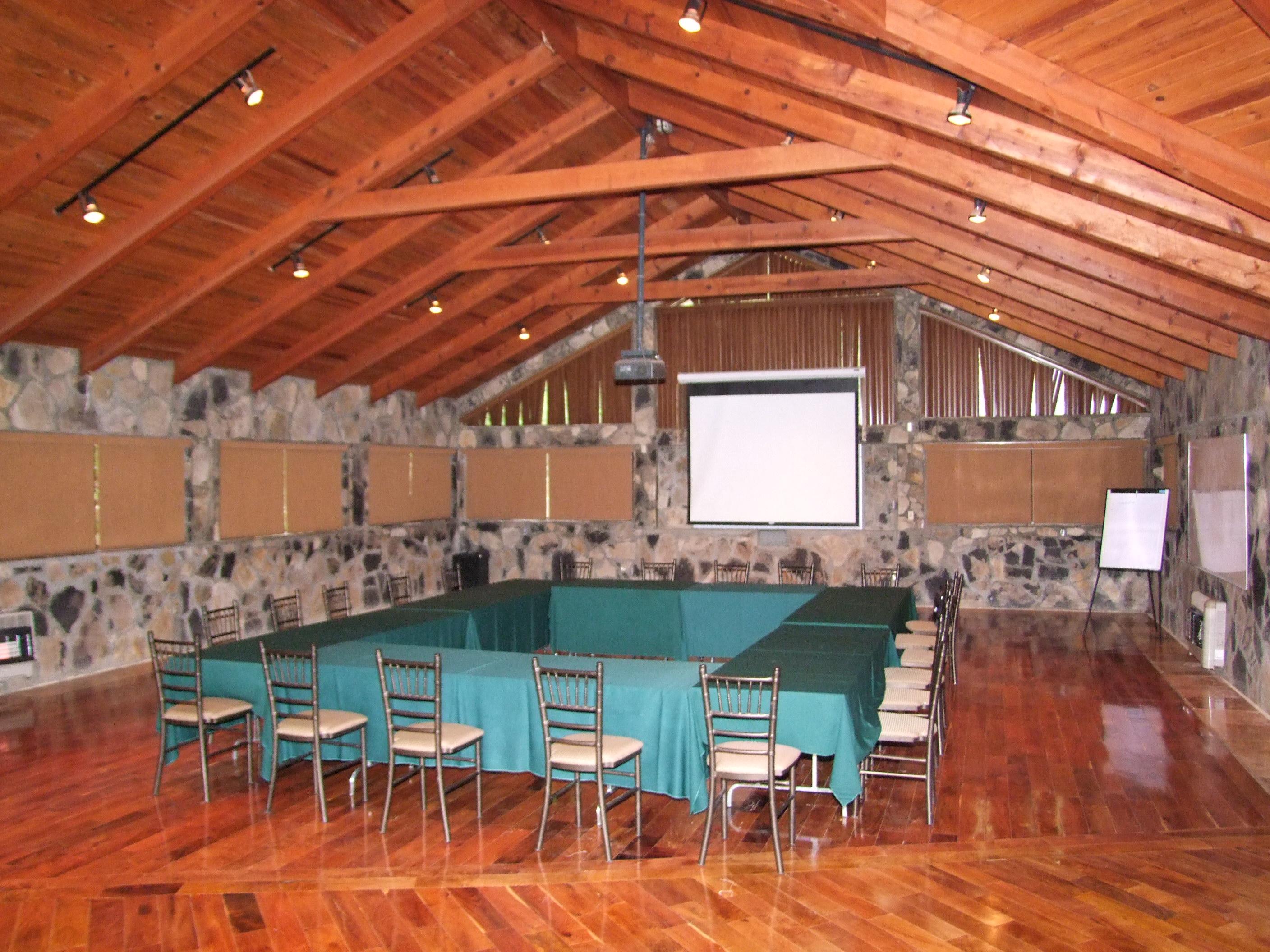 ホテル Bosques De Monterreal San Antonio de las Alazanas エクステリア 写真