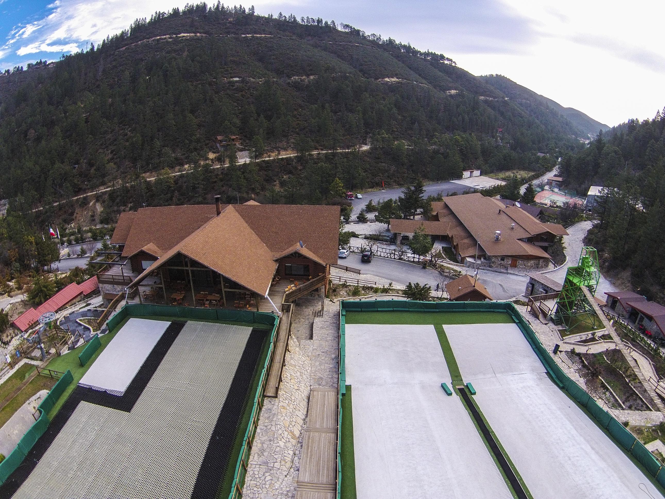 ホテル Bosques De Monterreal San Antonio de las Alazanas エクステリア 写真